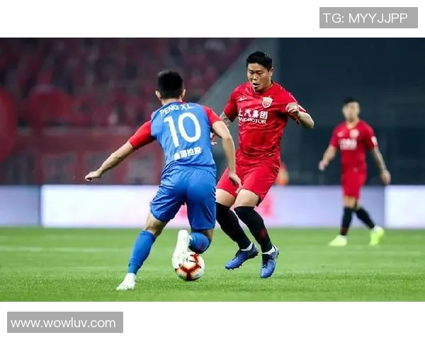 上海上港迎战重庆现代力争主场全取三分展现强队风范