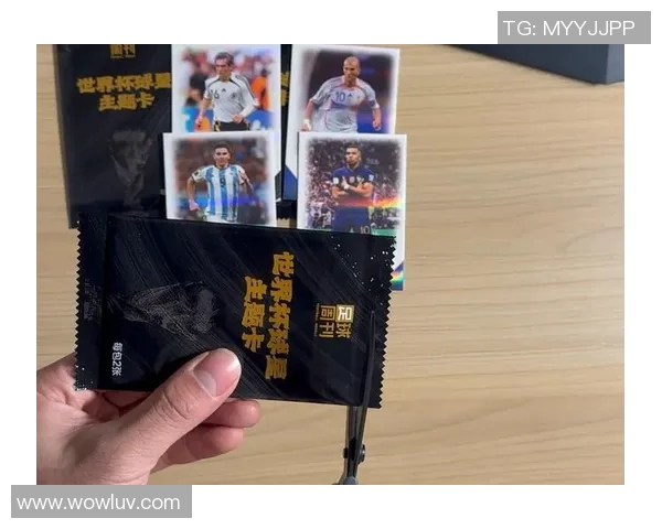 足球明星扑克牌全套图片展示与解析让你领略球场传奇风采